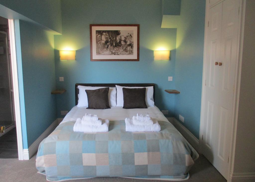 Bed and Breakfast Corra Lynn Вітбі Екстер'єр фото