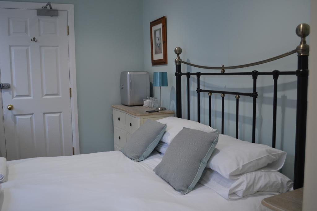 Bed and Breakfast Corra Lynn Вітбі Екстер'єр фото